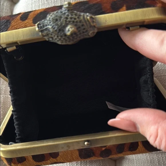 Leopard Print Clutch - Picture 5 of 6